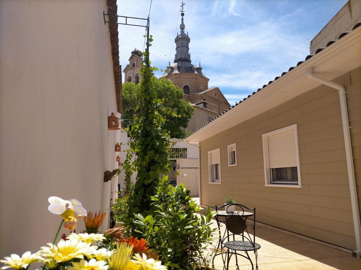 Pensjonat Azafran Consuegra Zewnętrze zdjęcie