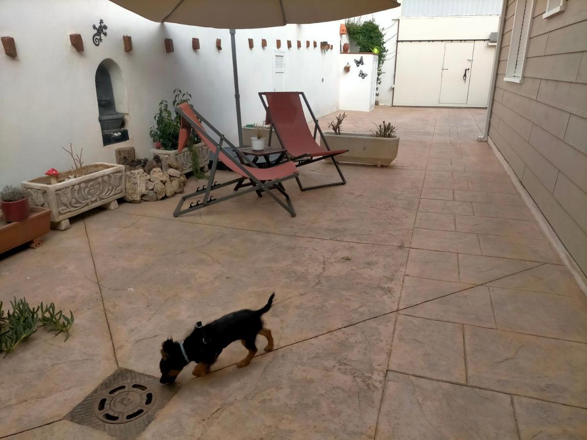 Pensjonat Azafran Consuegra Zewnętrze zdjęcie